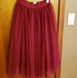 Mid length lined tulle skirt in wine red